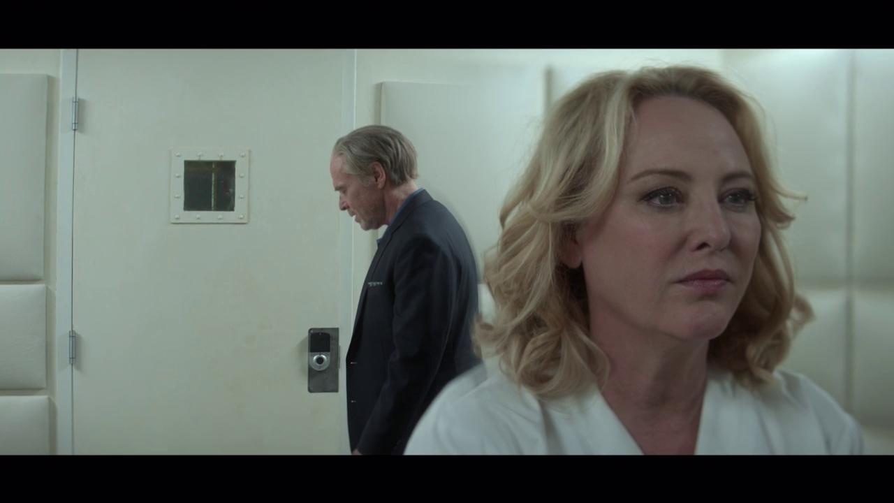 ScreenCaps_1x09-89.JPEG