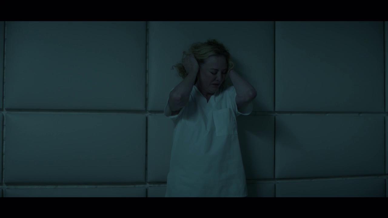 ScreenCaps_1x10-121.JPEG