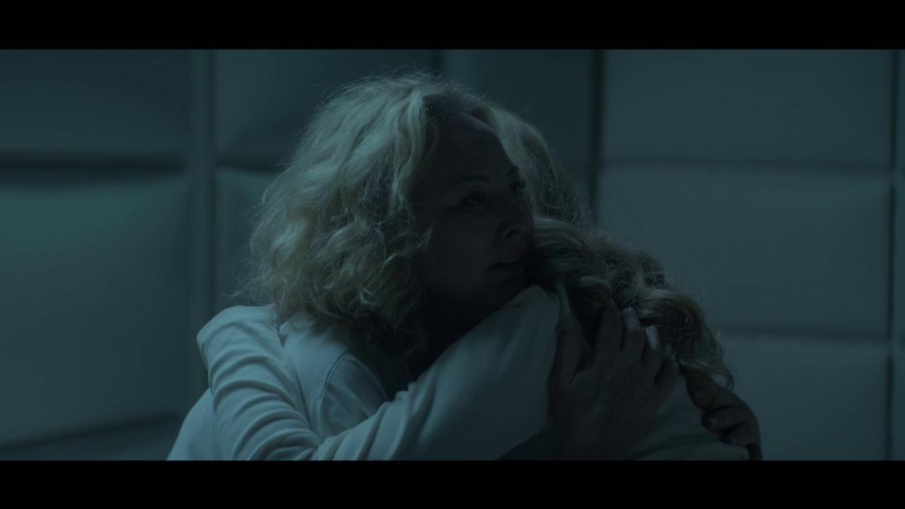ScreenCaps_1x10-174.JPEG