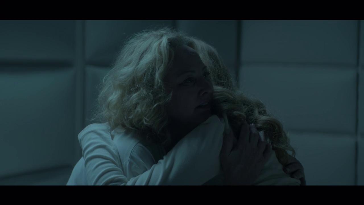 ScreenCaps_1x10-175.JPEG