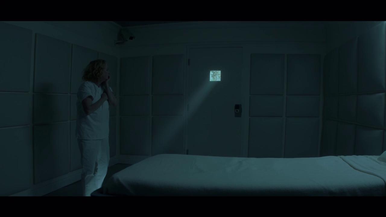 ScreenCaps_1x10-19.JPEG