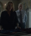 ScreenCaps_1x04-29.JPEG