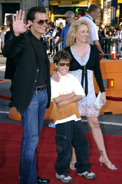 Public2005_WaroftheWorldsPremiere-68.jpg