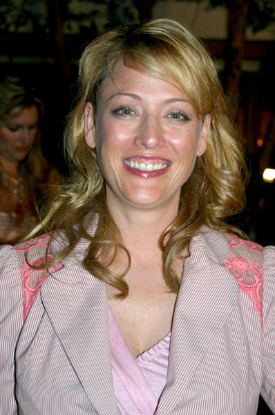 Public2005_jimmyChooCartierHost-21.jpg