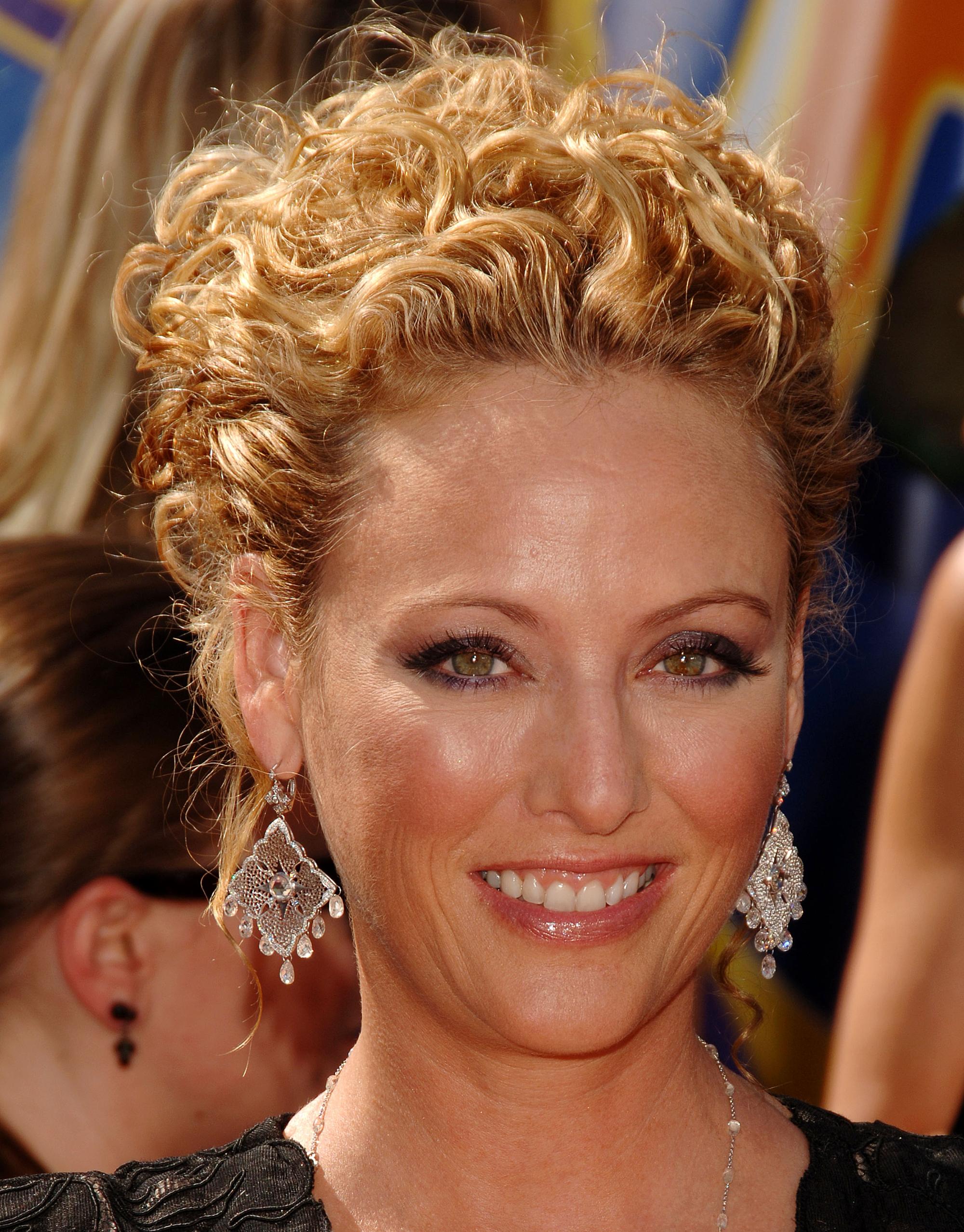Public2006_EmmyAwardsArrivals-153.jpg