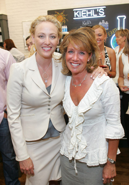 Public2006_KiehlsOpening-9.jpg Public2006_KiehlsOpening-9.jpg