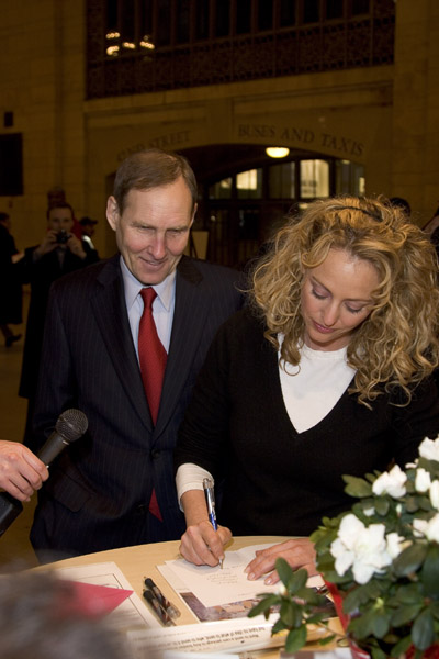 Public2006_NYCCommuters-18.jpg