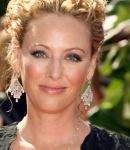 Public2006_EmmyAwardsArrivals-135.jpg