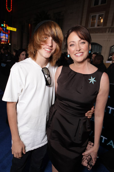 Public2009_AvatarHollywoodPremiere-45.jpg