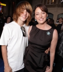 Public2009_AvatarHollywoodPremiere-44.jpg