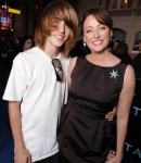 Public2009_AvatarHollywoodPremiere-45.jpg