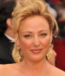Public2009_Oscar_Arrivals-102.jpg