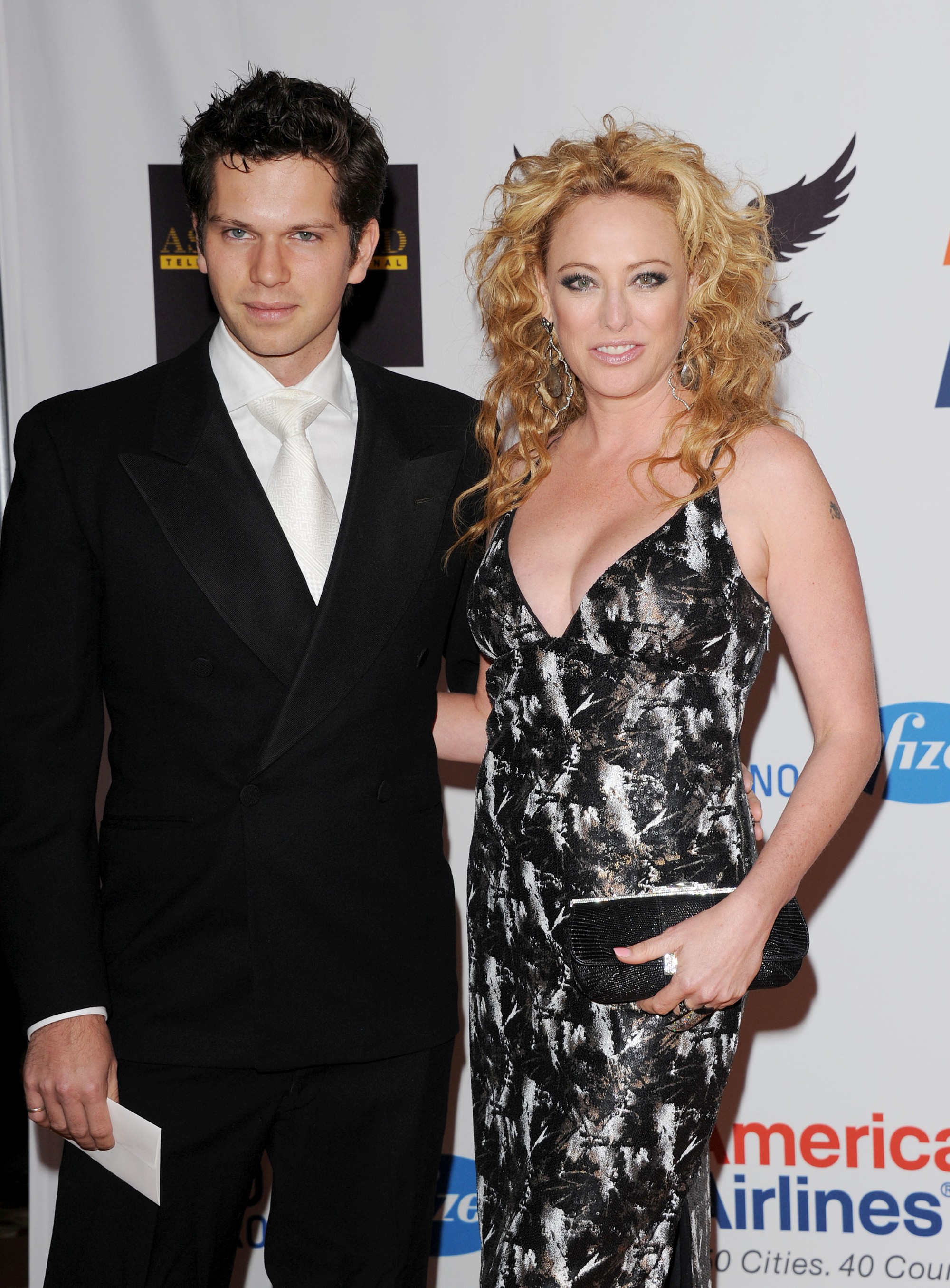 Public2011_RaceToEraseMS-90.jpg Public2011_RaceToEraseMS-90.jpg