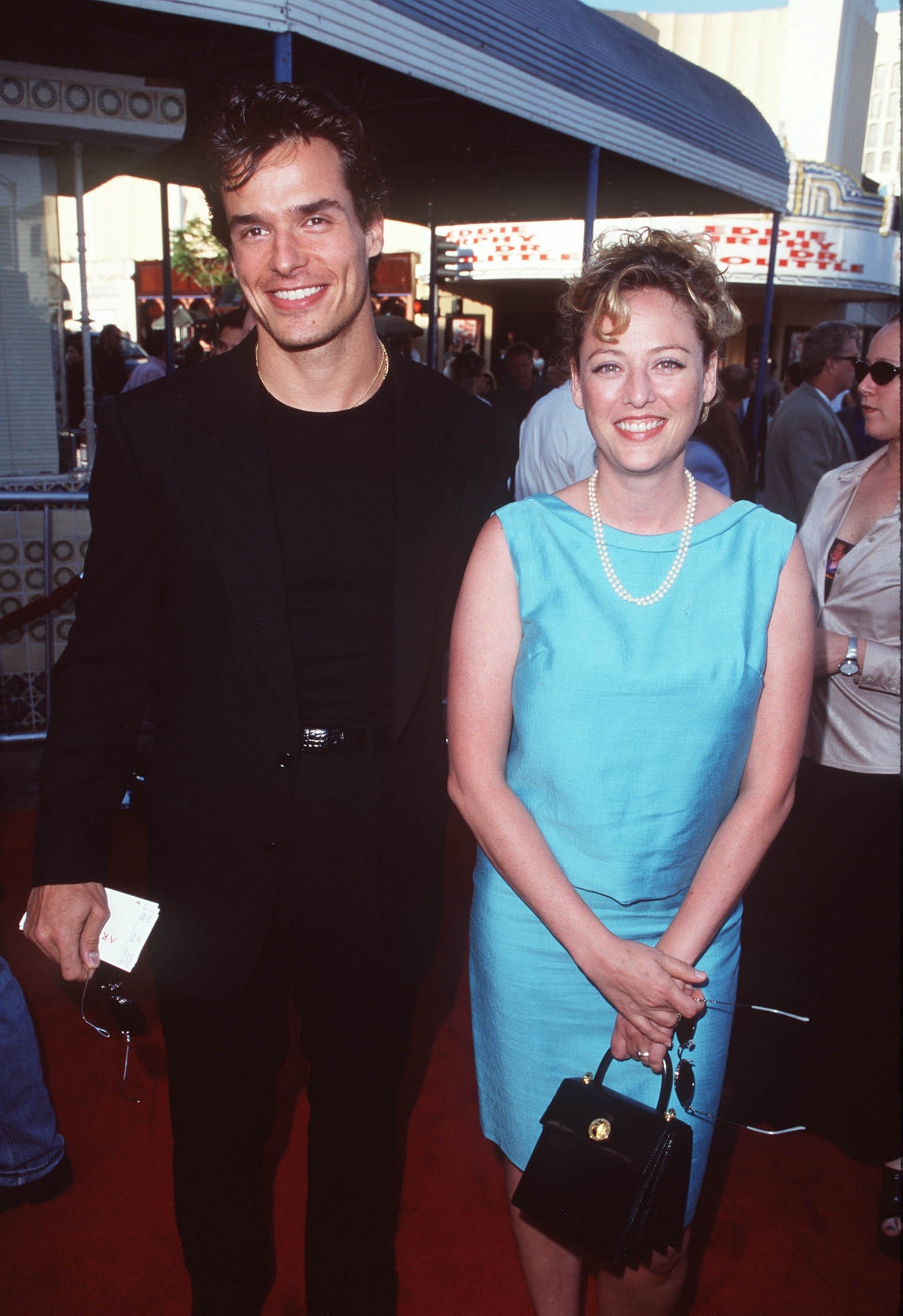 Public1998_ArmageddonPremiere-003.jpg