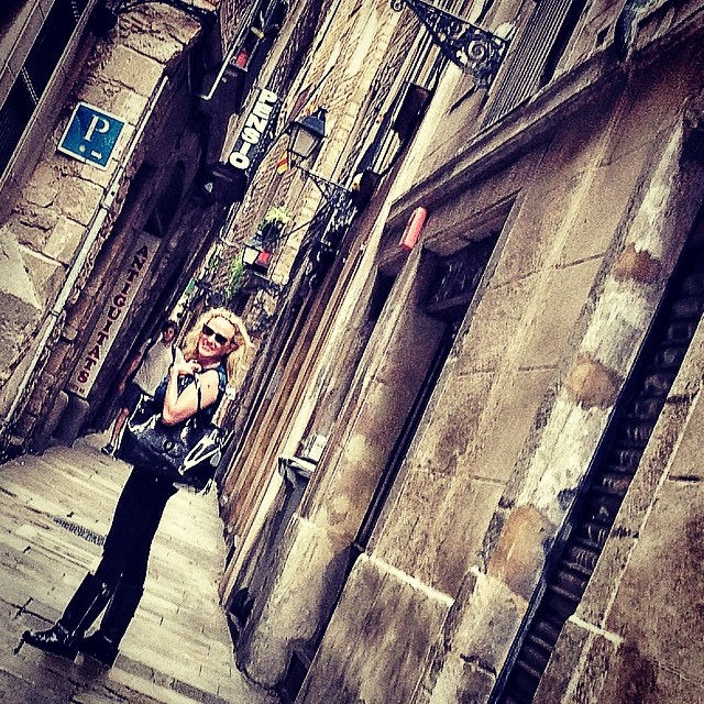 Instagram-400.jpg
