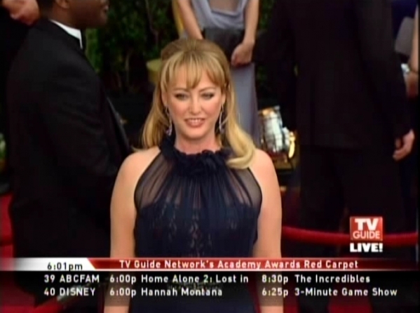 AwardShows2010_Oscars_RedCarpet-8.jpg