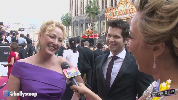 AwardShows2012_Oscars_RedCarpet-144.jpg