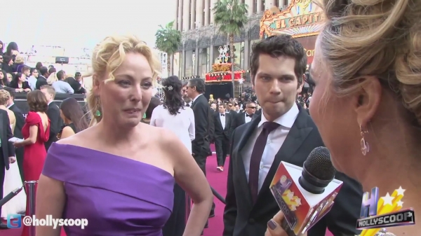 AwardShows2012_Oscars_RedCarpet-233.jpg