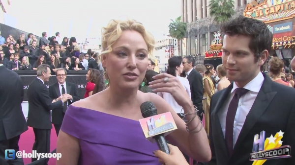 AwardShows2012_Oscars_RedCarpet-55.jpg