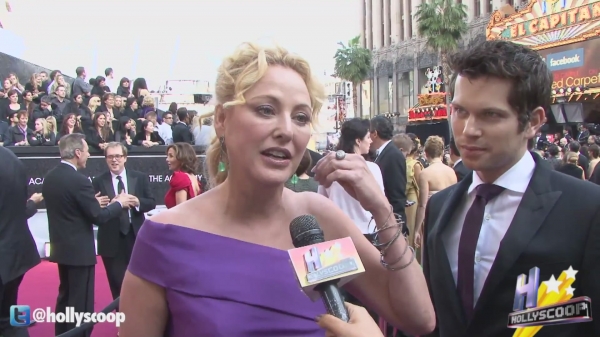 AwardShows2012_Oscars_RedCarpet-58.jpg