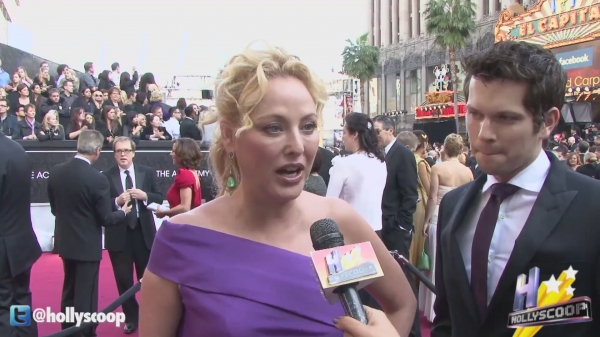 AwardShows2012_Oscars_RedCarpet-68.jpg