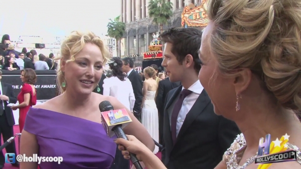 AwardShows2012_Oscars_RedCarpet-90.jpg