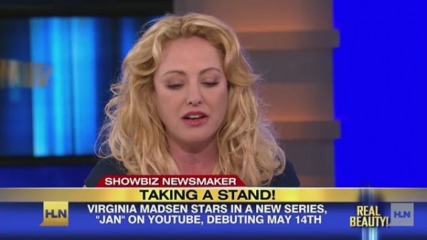 News2012_ShowbizTonight-229.jpg