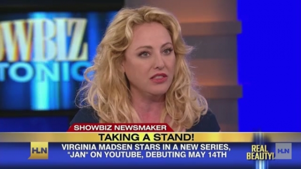 News2012_ShowbizTonight-234.jpg