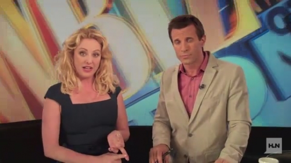 News2012_ShowbizTonight-51.jpg