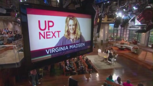 TalkShows2011_TheTalk_March09-10.jpg