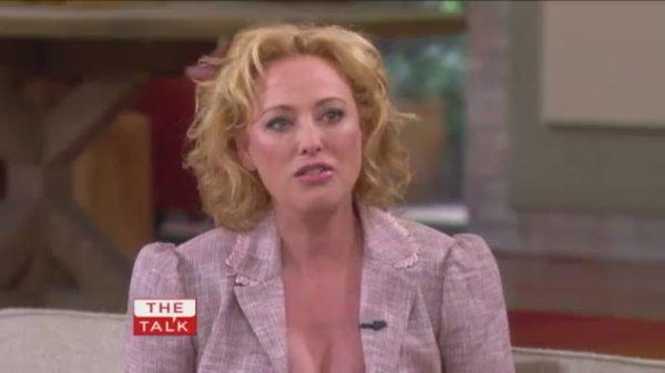 TalkShows2011_TheTalk_March09-127.jpg