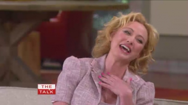 TalkShows2011_TheTalk_March09-155.jpg