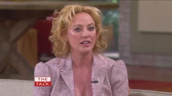 TalkShows2011_TheTalk_March09-177.jpg