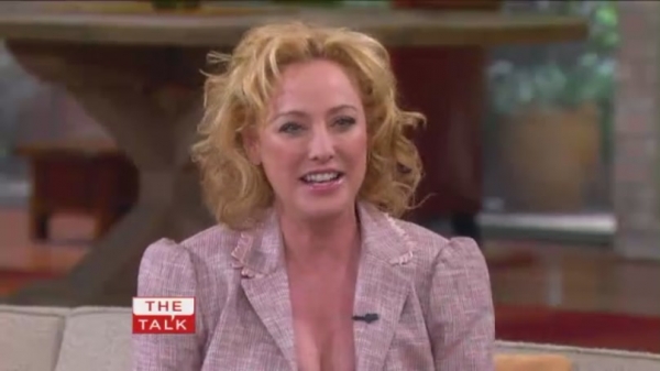 TalkShows2011_TheTalk_March09-261.jpg
