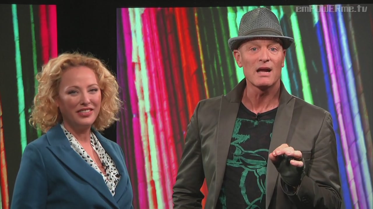 TalkShows2012_RedCarpetLuke-384.jpg