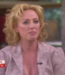 TalkShows2011_TheTalk_March09-74.jpg